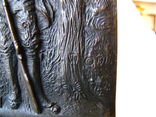 A Beautiful pair of Solid Bronze Antique Bookends circa 1915 depicting the Liberty Bell and the Minuteman of 1774. — image 6